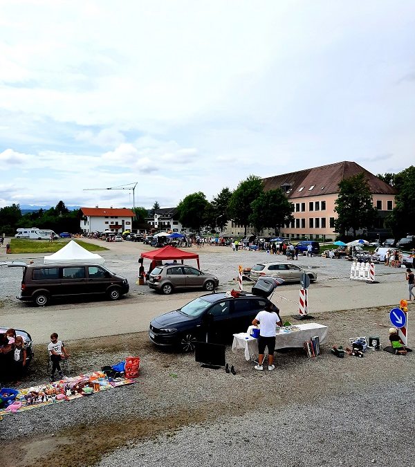 Mädels Flohmarkt voller Erfolg