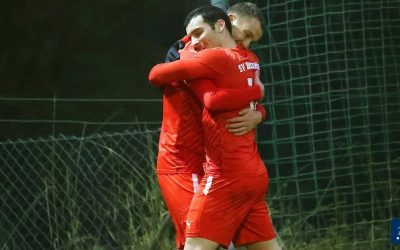 „Eher zwei verlorene Punkte“: SV Bruckmühl holt Zwei-Tore- Rückstand gegen Topteam FC Aschheim auf