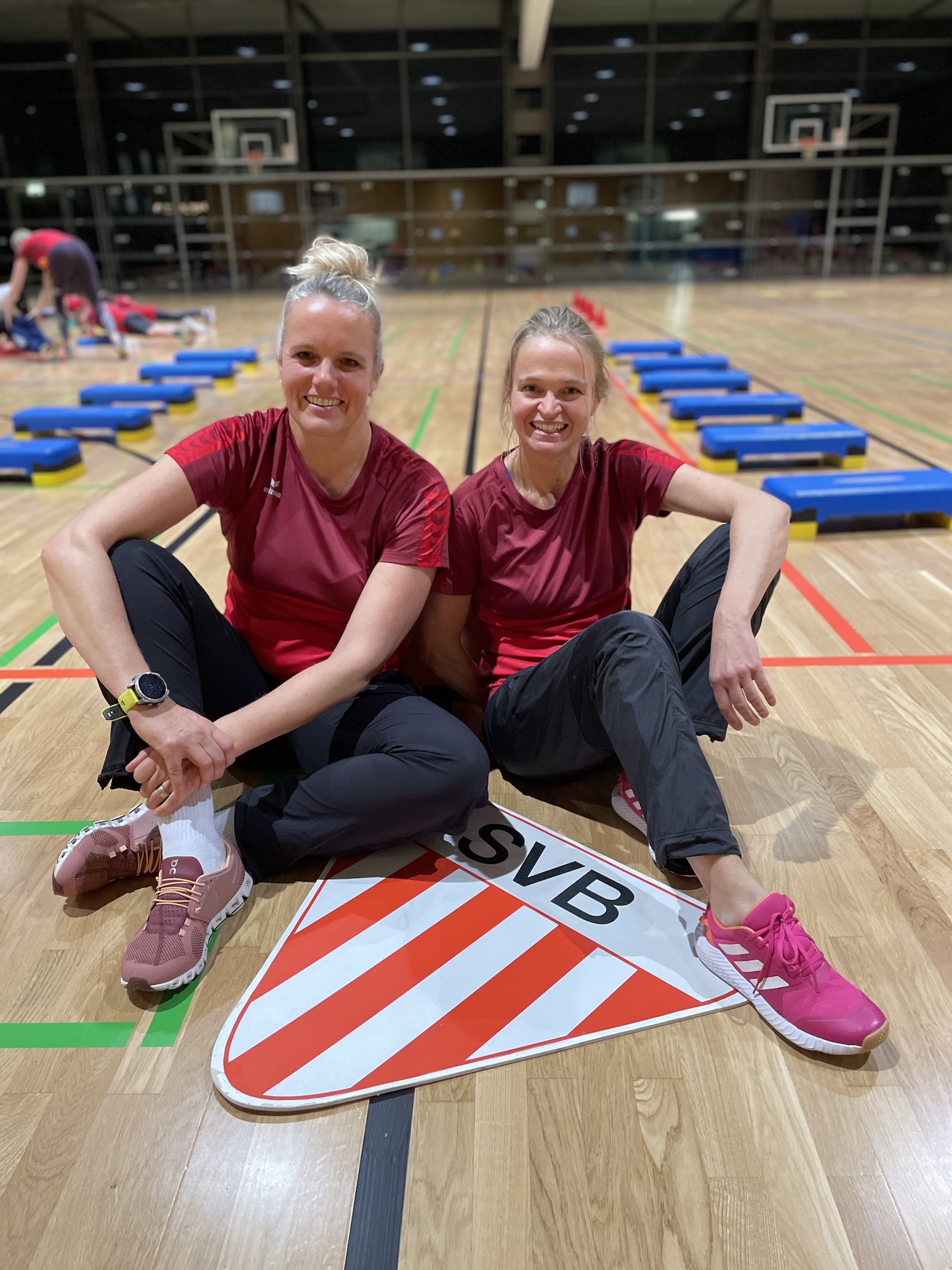 Claudia Scholl und Steffi Iberer