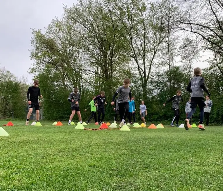 Foto vom Fördertraining Sparte Fussball SV Bruckmühl