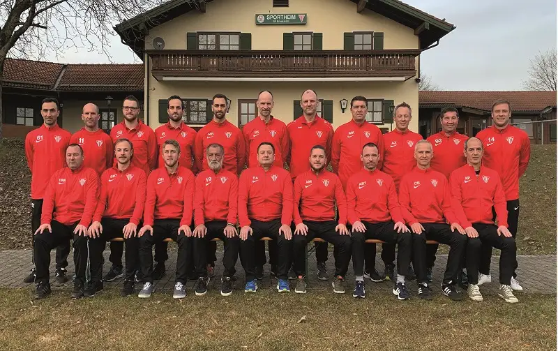 Mannschaftsfoto der AH des SV Bruckmühl