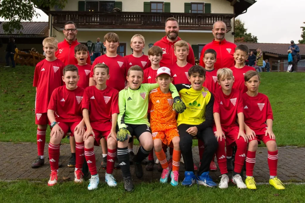 Mannschaftsfoto der E1-Junioren des SV Bruckmühl