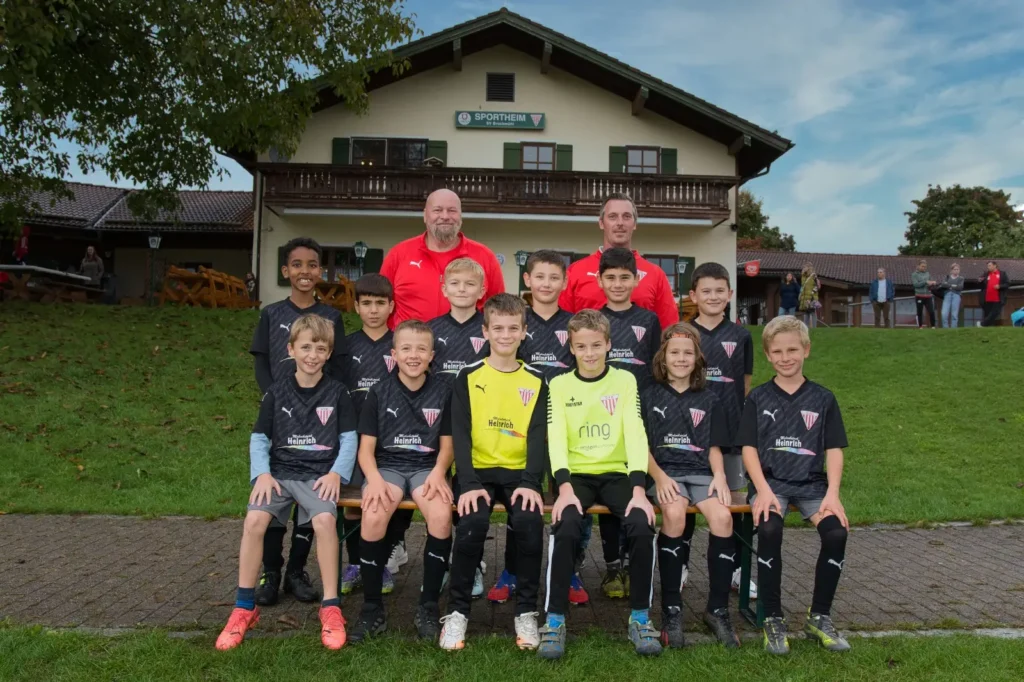 Mannschaftsfoto der E3-Junioren des SV Bruckmühl