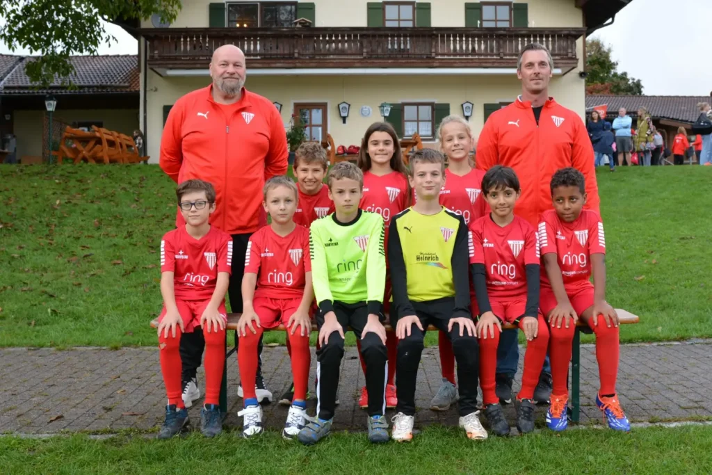 Mannschaftsfoto der E4-Junioren des SV Bruckmühl