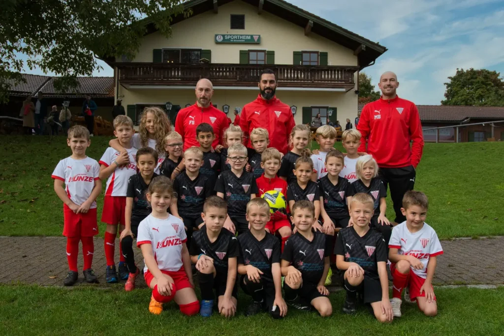 Mannschaftsfoto der F2-Junioren des SV Bruckmühl