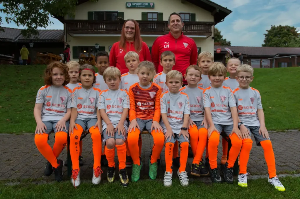 Mannschaftsfoto der F3-Junioren des SV Bruckmühl
