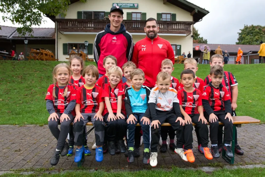 Foto des Fußballkindergartens des SV Bruckmühl