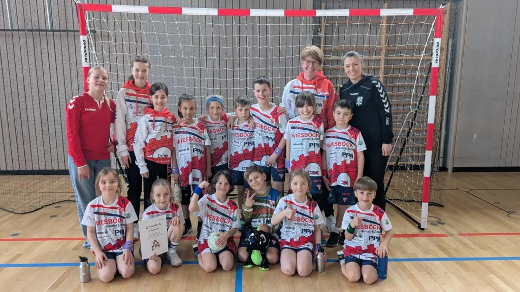 Foto der Handball Minis des SV Bruckmühl
