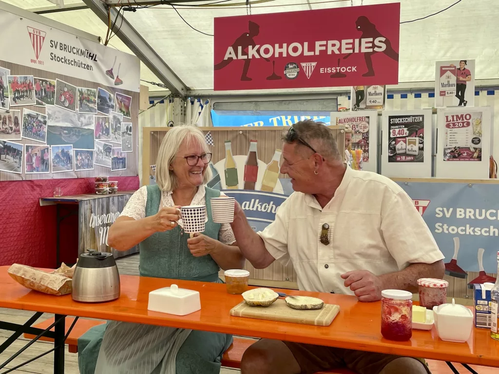Foto vom Volksfest Bruckmühl 2026 - Frühstück